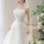 TVC722 Váy Cưới Đi Bàn, Đầm Cưới Dáng Xuông, Cúp Ngực, Hoa 3D