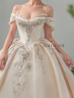TVC759 Váy Cưới Làm Lễ, Phi, Sang Trọng, Xếp Ly