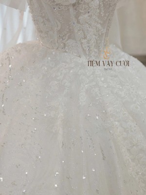 TVC765 Váy Cưới Làm Lễ, Đầm Cưới Cúp Ngực, Choàng Rời, Lấp Lánh
