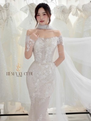TVC798 Váy Cưới Đi Bàn, Đầm Cưới Đuôi Cá, Cúp Ngực, Hoa 3D