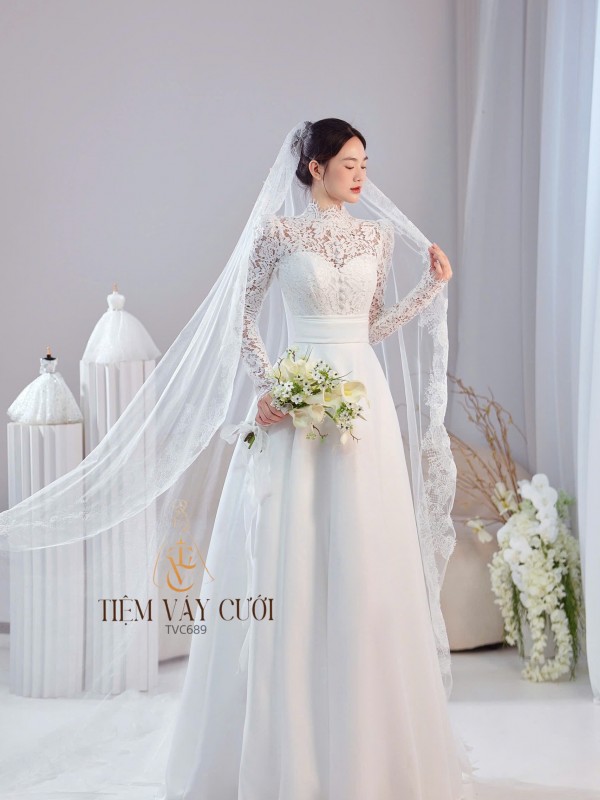 TVC689 Váy Cưới Đi Bàn, Đầm Cưới Đi Bàn, Tay Dài, Phối Ren, Dáng Xuông