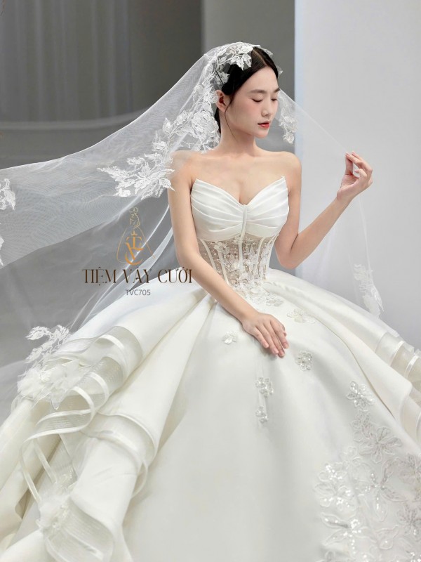 TVC705 Váy Cưới Làm Lễ, Đầm Cưới Đi Tiệc, Cúp Ngực, Tùng Thiết Kế