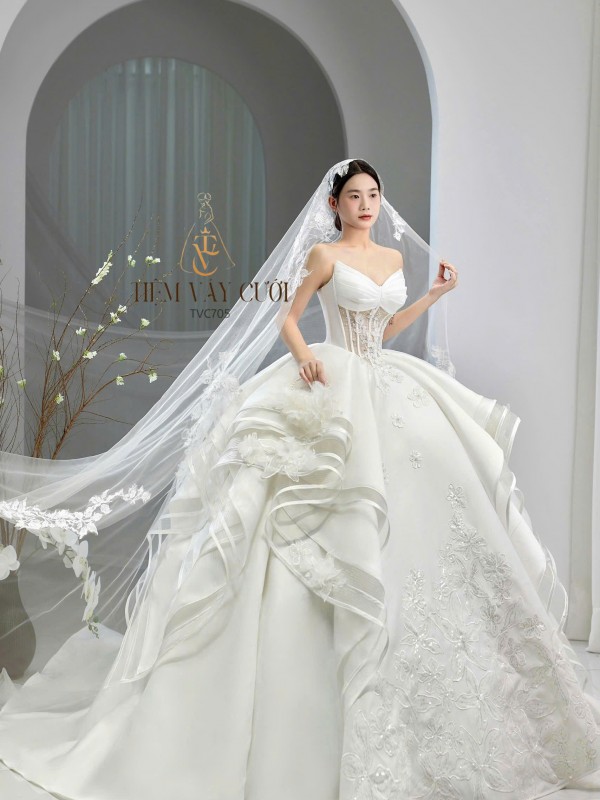 TVC705 Váy Cưới Làm Lễ, Đầm Cưới Đi Tiệc, Cúp Ngực, Tùng Thiết Kế