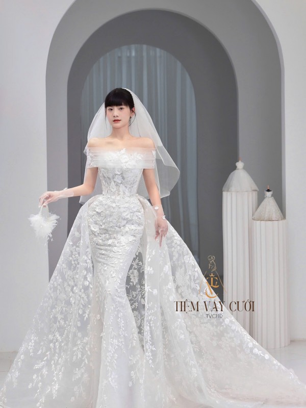 TVC710 Váy Cưới Đi Bàn, Đầm Cưới Đuôi Cá, Cúp Ngực, Hoạ Tiết, Tà Dài