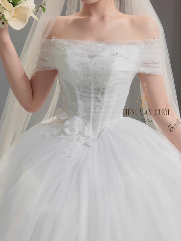 TVC752 Váy Cưới Làm Lễ, Đầm Cưới Đi Tiệc, Xếp Ly, Kim Sa, Cúp Ngực