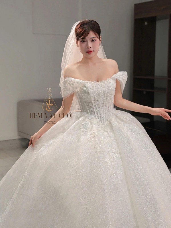 TVC762 Váy Cưới Làm Lễ, Đầm Cưới Cúp Ngực, Vải Voan, Cúp Ngực ,Tùng Xòe
