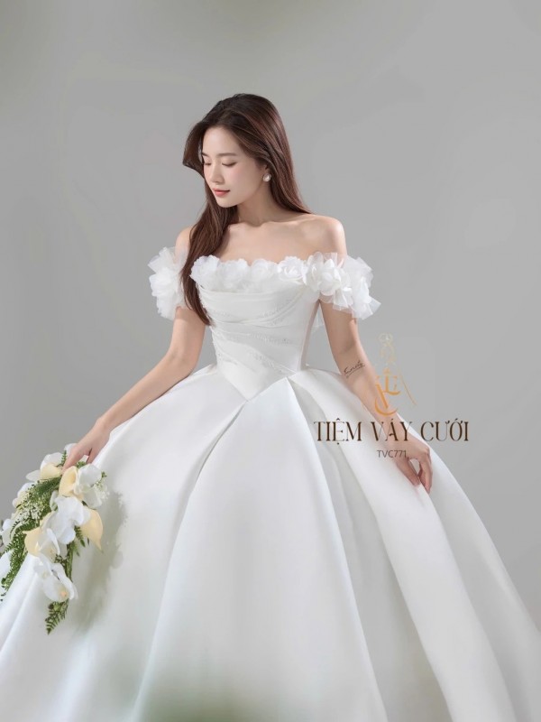 TVC771 Váy Cưới Làm Lễ, Đầm Cưới Dáng Xoè Bồng Bềnh, Dài Tay, Cúp Ngực, Đính Đá