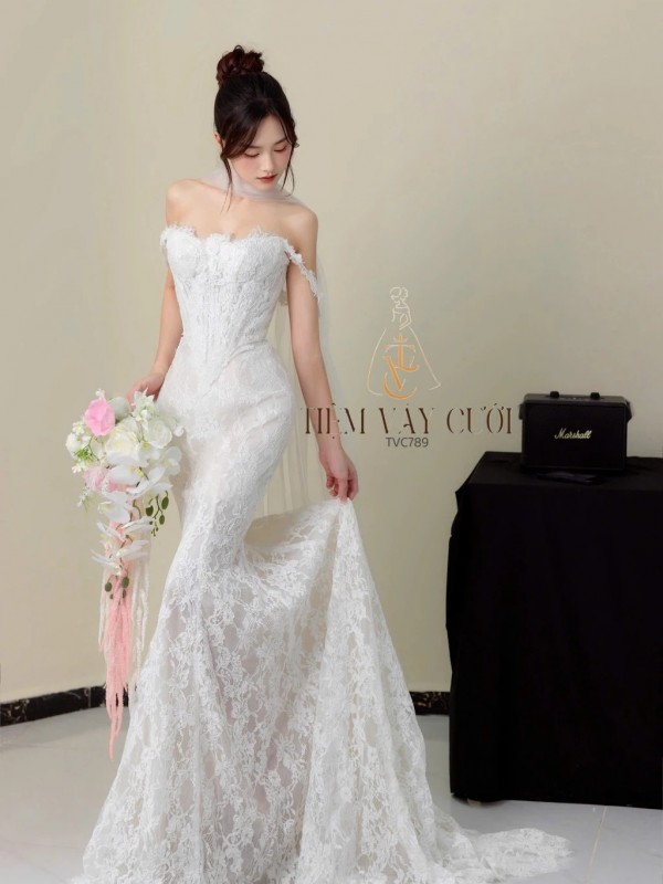 TVC789 Váy Cưới Đi Bàn, Đầm Cưới Bó Cá, Cúp Ngực, Dáng Ôm, Ren