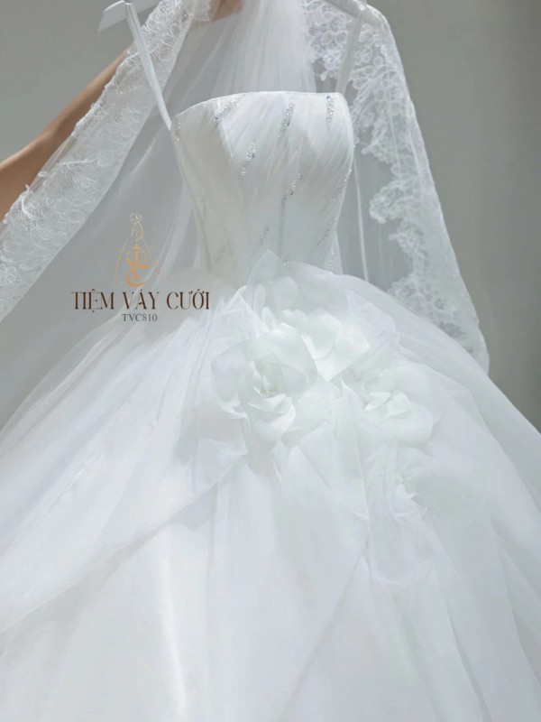 TVC810 Váy Cưới Làm Lễ, Đầm Cưới Tiệc, Cúp Ngực, Hoa 3D