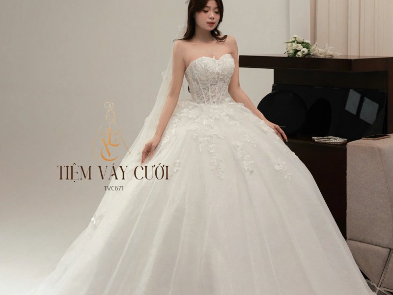 TVC671 Đầm Cưới Cô Dâu, Váy Cưới Tiệc Làm Lễ, Cúp Ngực, Tùng Xòe