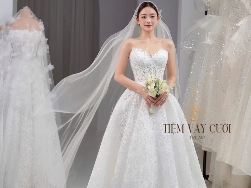 TVC747 Váy Cưới Làm Lễ, Tùng Nhỏ, Ren, Voan Nhẹ Nhàng
