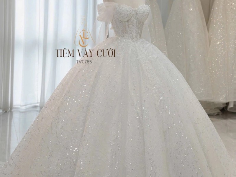 TVC765 Váy Cưới Làm Lễ, Đầm Cưới Cúp Ngực, Choàng Rời, Lấp Lánh